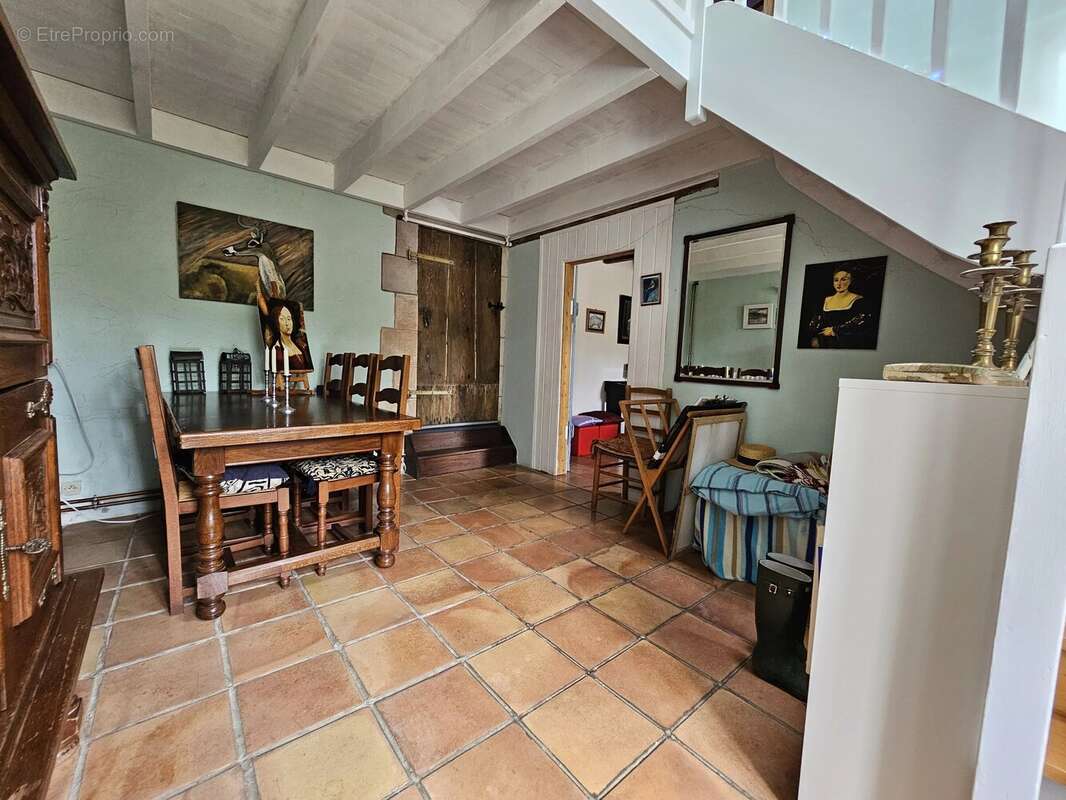 Maison à MONTEMBOEUF
