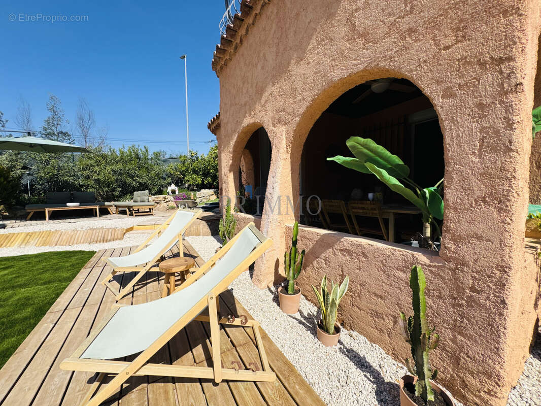 Maison à FREJUS