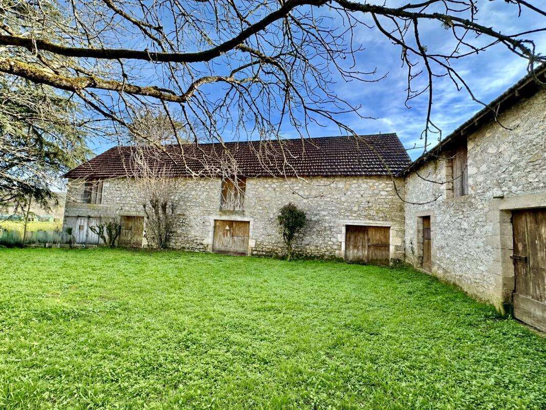 Maison à CREYSSE