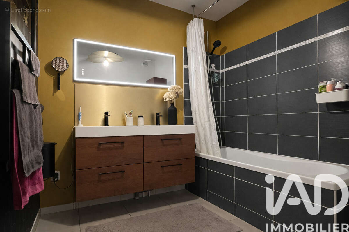 Photo 8 - Appartement à MONS-EN-BAROEUL