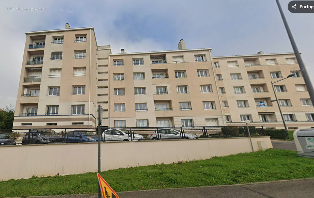 Appartement à MALZEVILLE