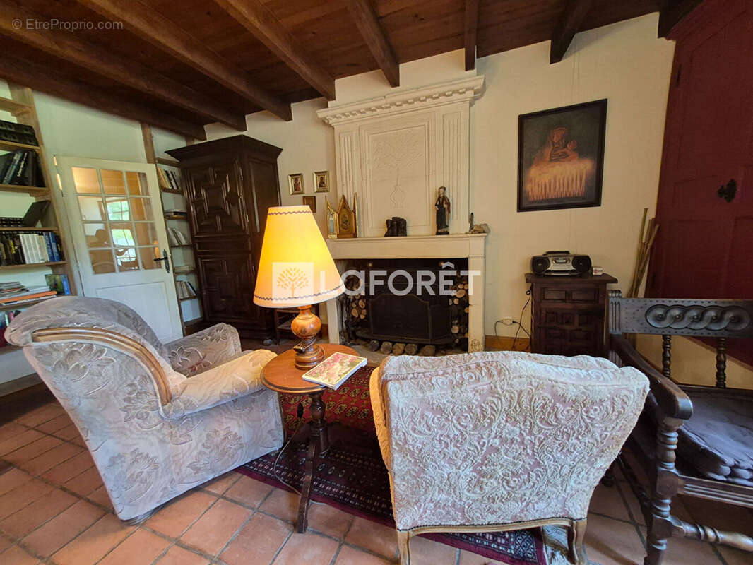 Maison à MIRAMBEAU