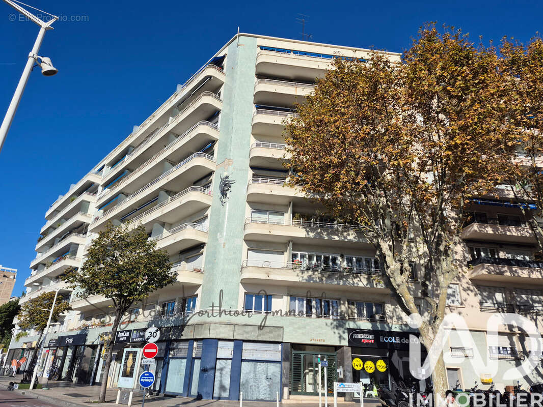Appartement 82 m² à Toulon  - photo 2