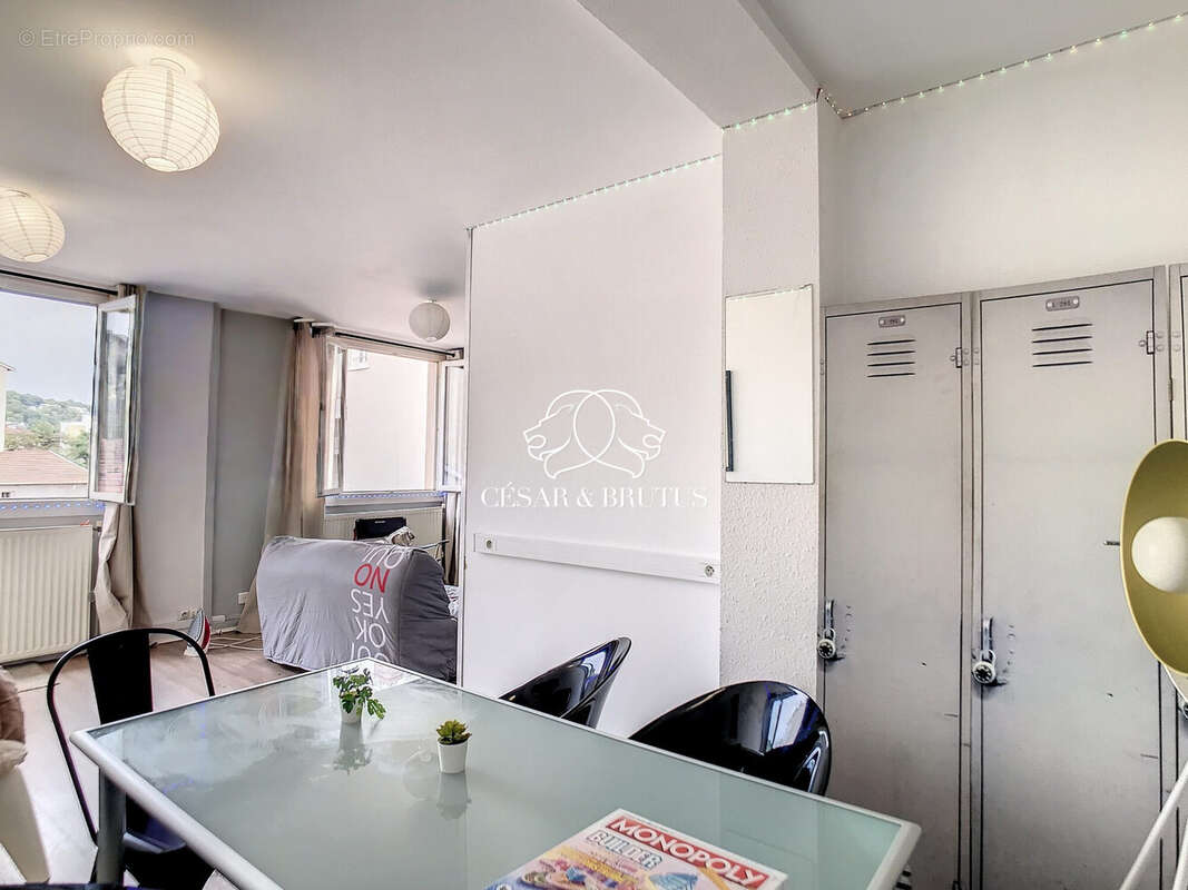 Appartement à LYON-9E
