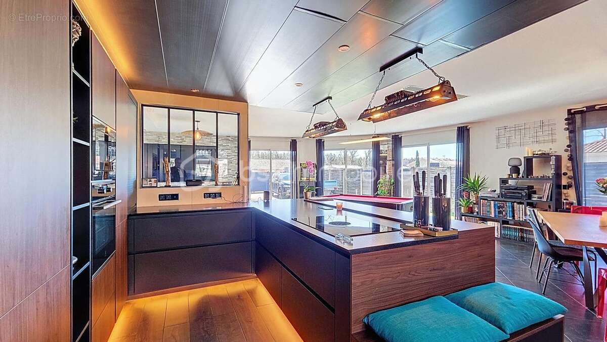 Maison 155 m² avec piscine, spa et superbe extérieur – 4 chambres - photo 6
