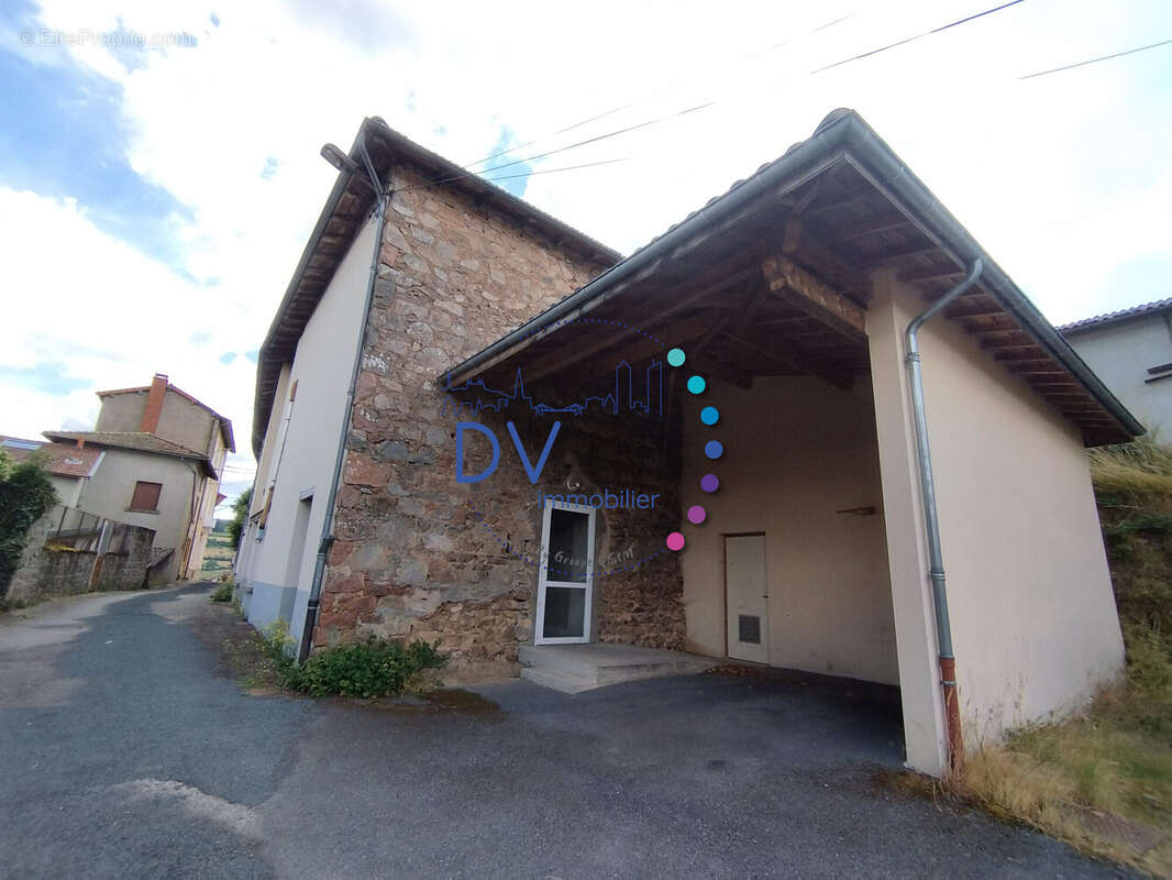 Appartement à SAINT-JUST-D'AVRAY