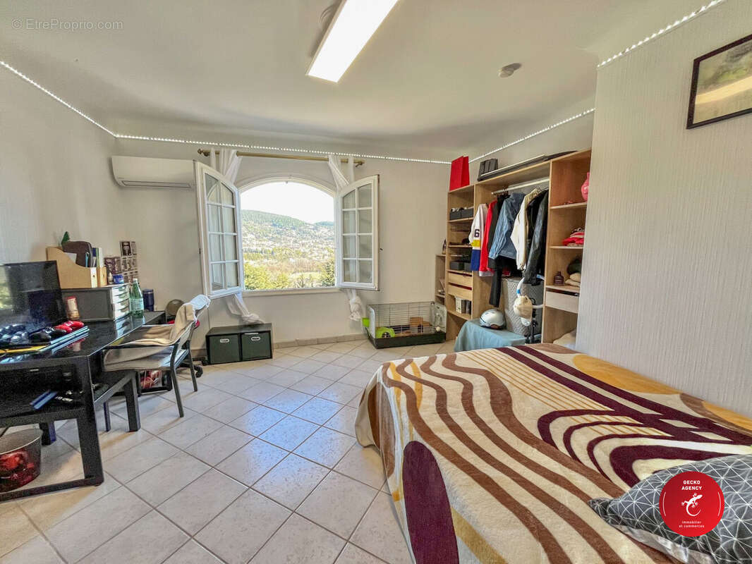 Maison à DRAGUIGNAN