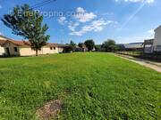 Terrain à MONCEL-SUR-SEILLE