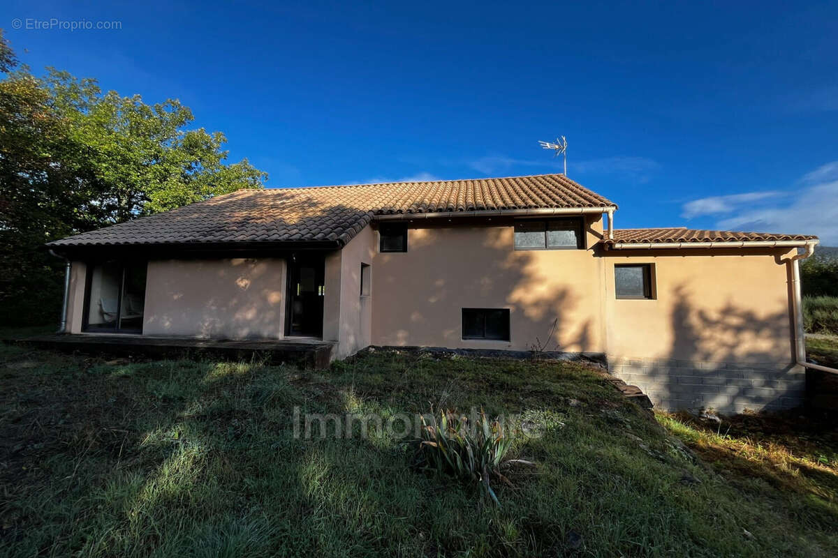 Maison à LAROQUE