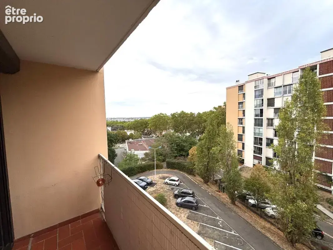 Résidence sécurisée – Appartement T3 de 69 m² avec Balcon, Cave et Parking - photo 2