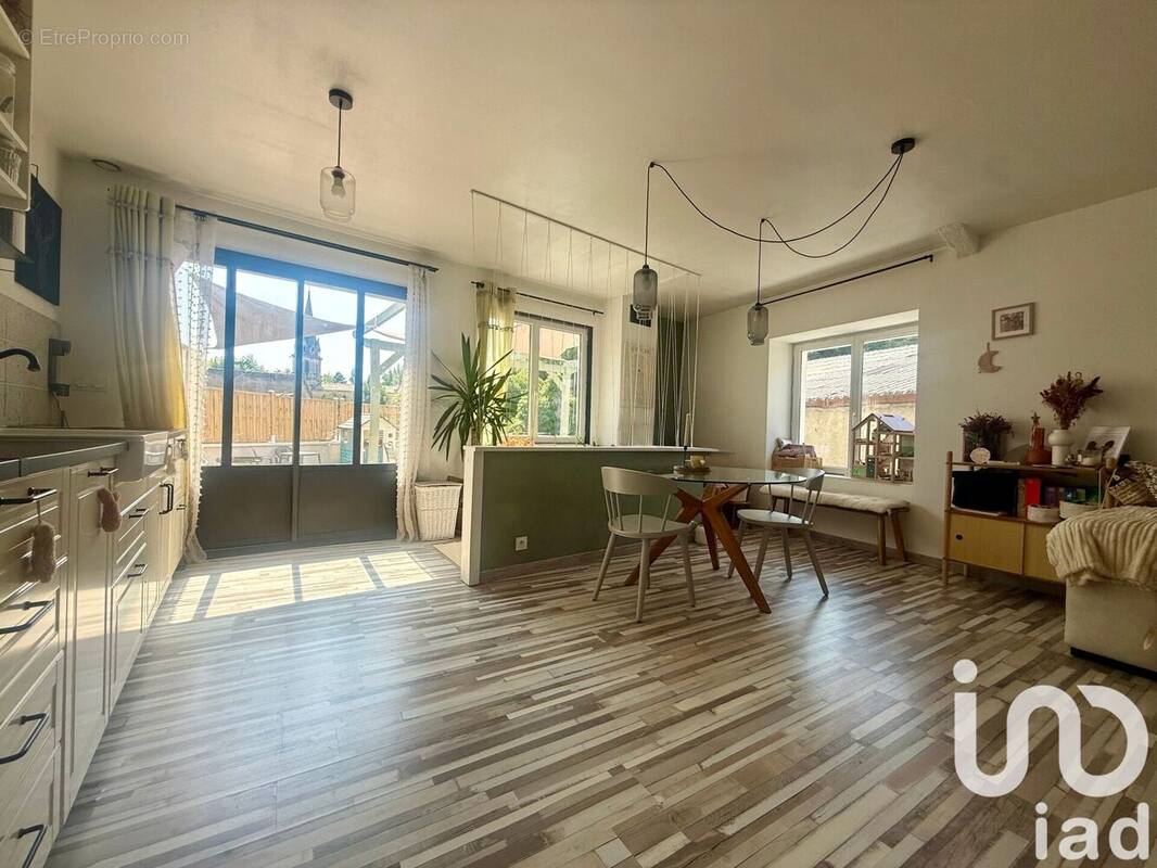 Photo 1 - Maison à LANGOIRAN