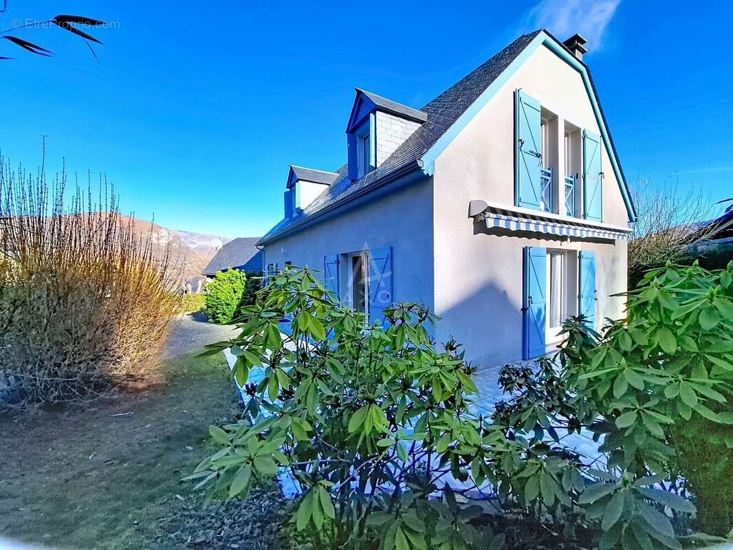 Maison à ARCIZANS-AVANT