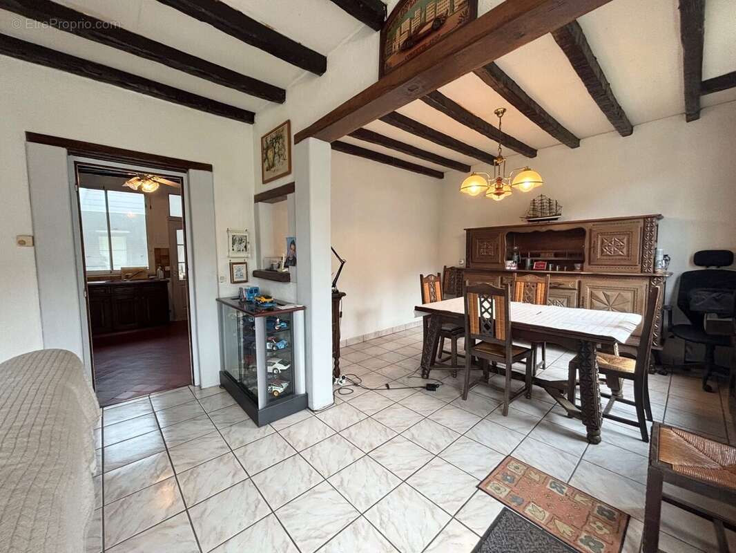 Maison à NOISY-SUR-ECOLE