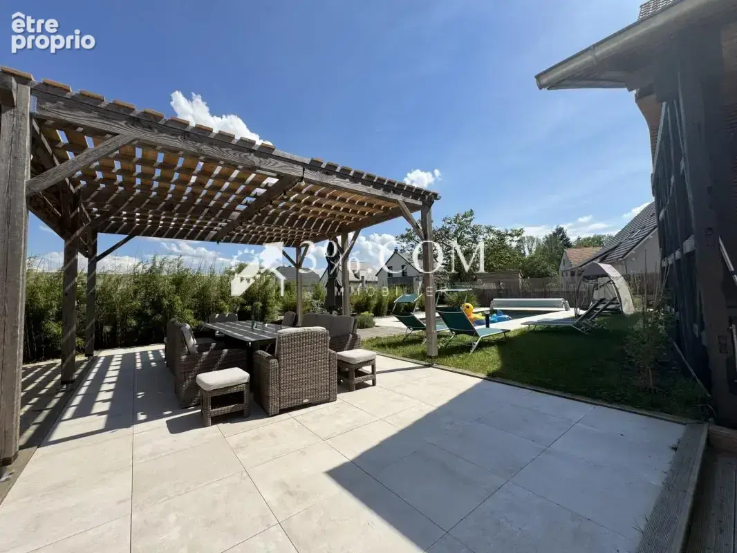 3%COM Très belle demeure avec piscine - photo 14