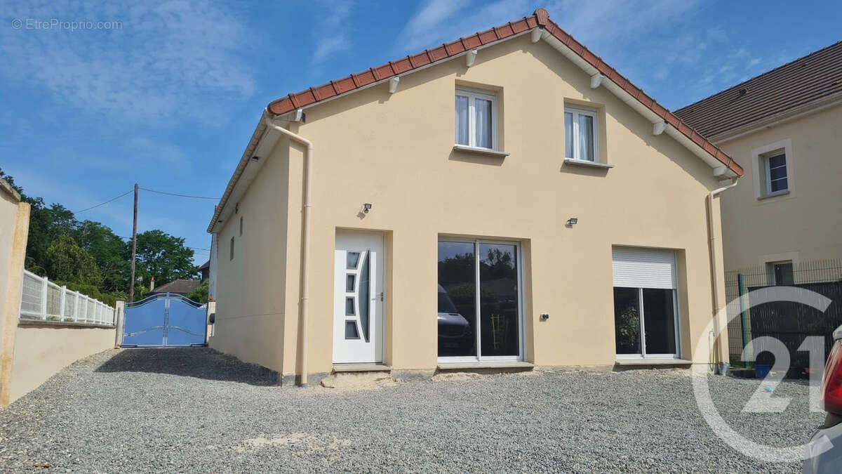 Maison à LESCHES