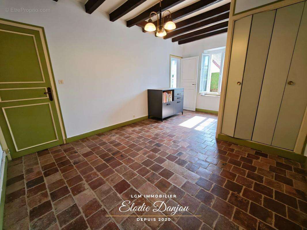 Maison à SAINT-JEAN-FROIDMENTEL