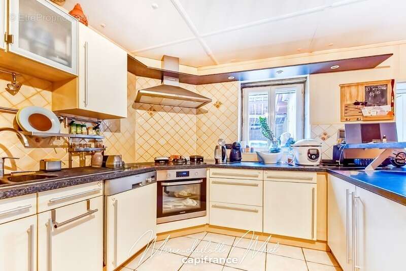 Maison à SAINT-BENIGNE