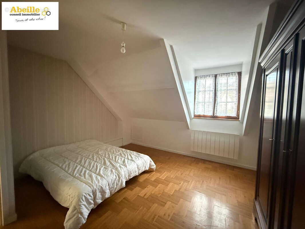 Maison à BREUX-JOUY