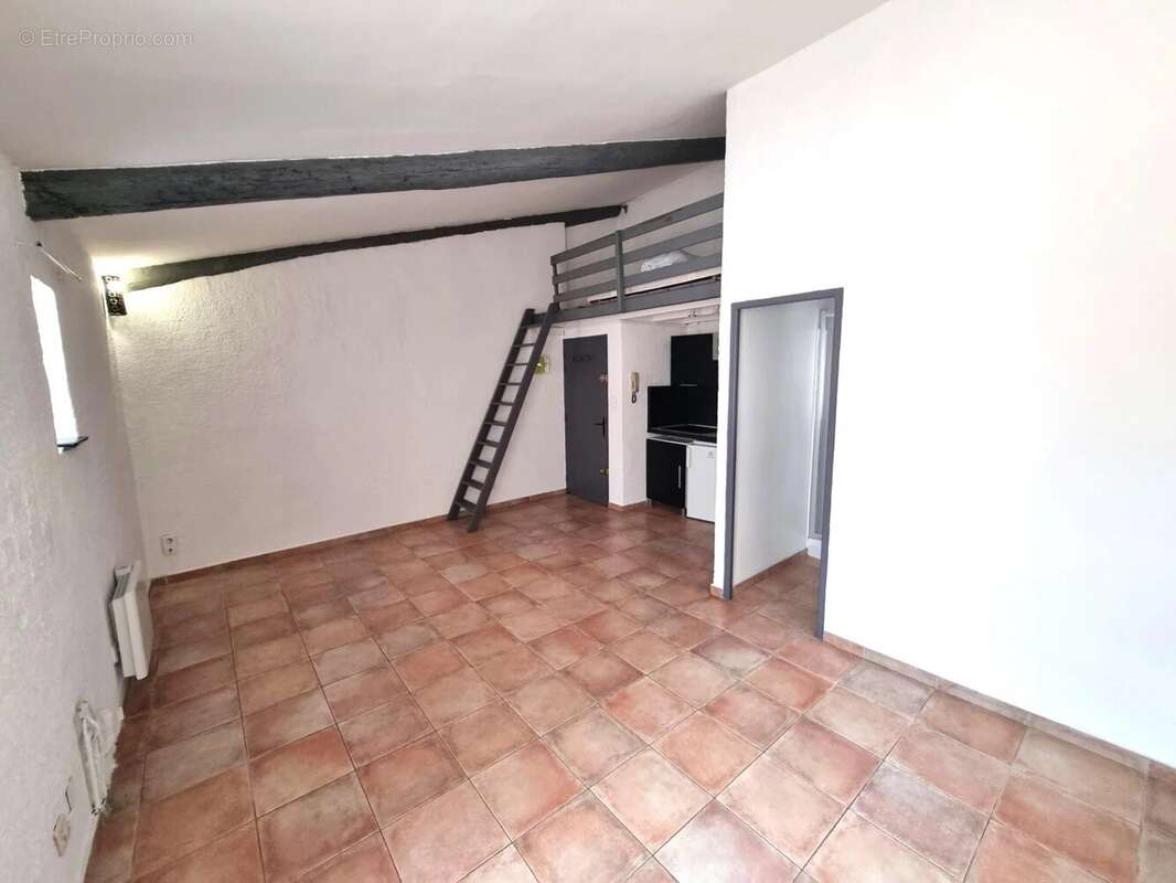 Appartement à LOURMARIN