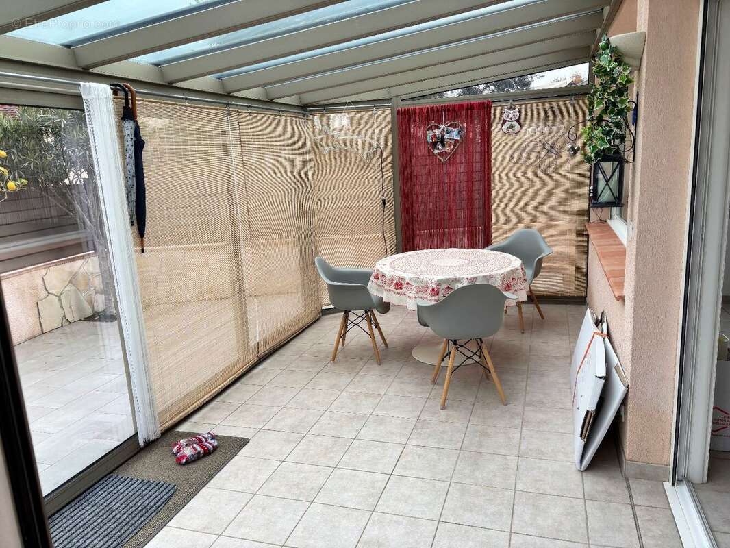 Maison à ROQUEBRUNE-SUR-ARGENS