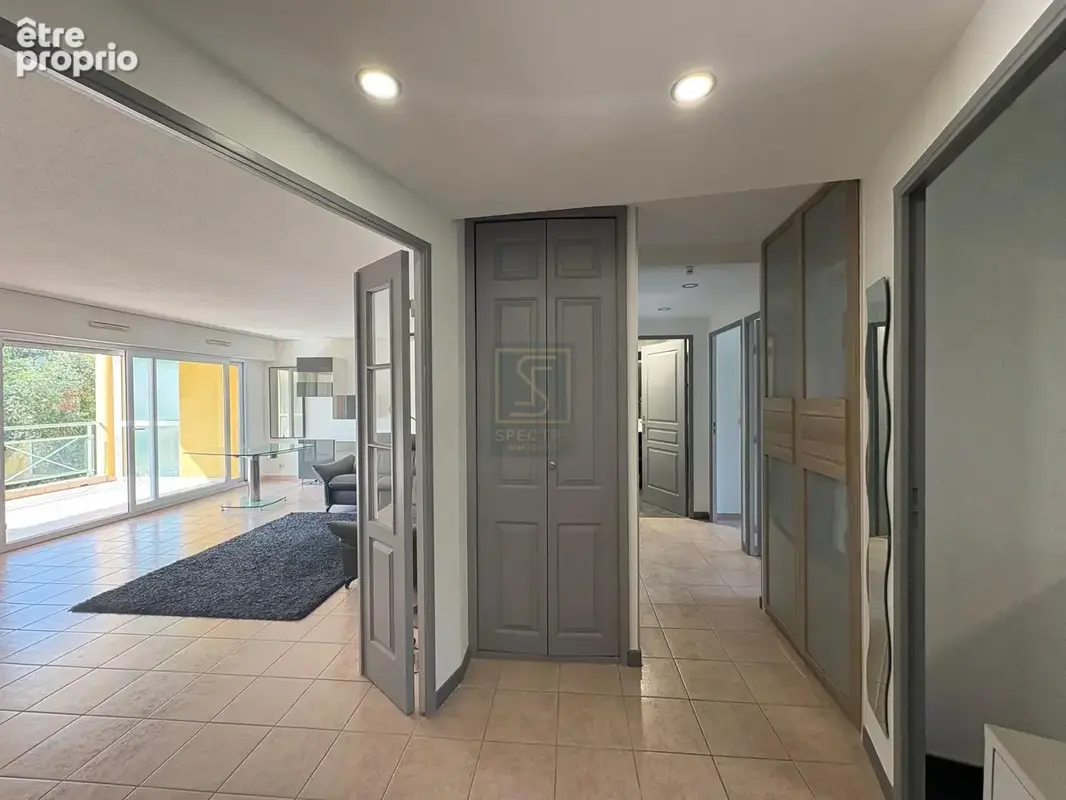 APPARTEMENT T3 avec terrasse, garage et parking - photo 5