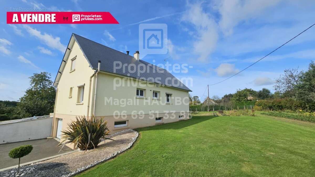 Maison à SAINT-HILAIRE-DU-HARCOUET