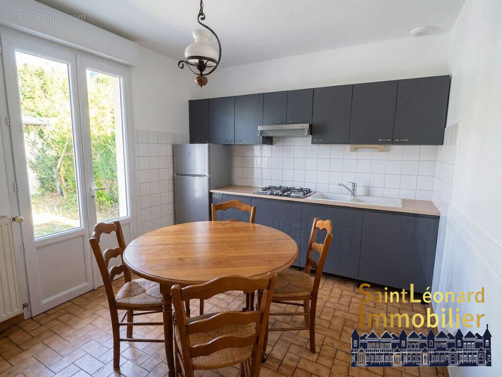 Maison 102 m² à Lecousse  - photo 3