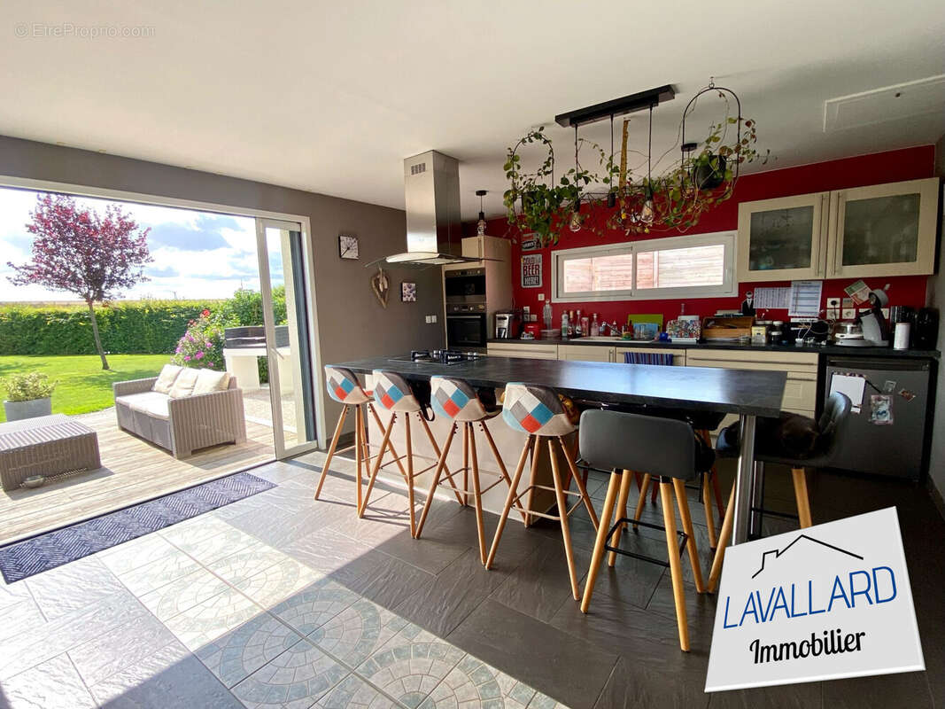 Maison à MONTIGNY-LES-JONGLEURS