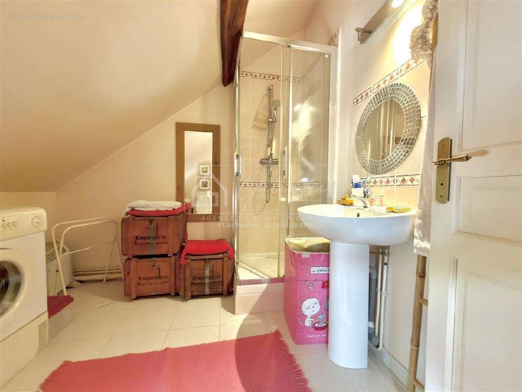 Maison 137 m² à Milly-La-Foret  - photo 8