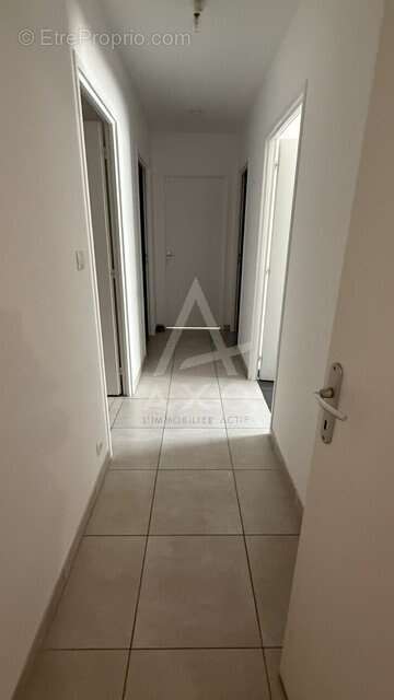Saint-yrieix - pavillon plain pied 3 chambres avec jardin - photo 8