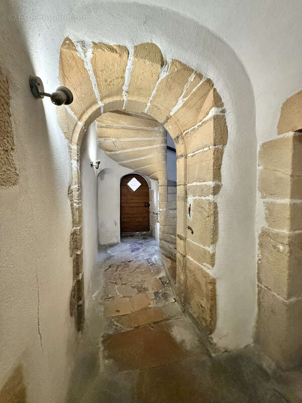 Appartement à THOISSEY