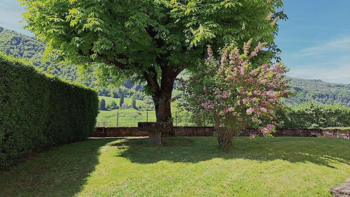 Maison 170 m² à Le Vaulmier  - photo 2