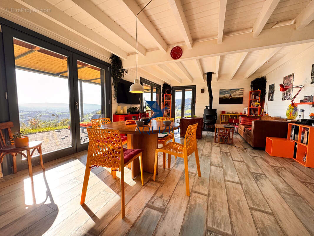 Maison à VIUZ-EN-SALLAZ