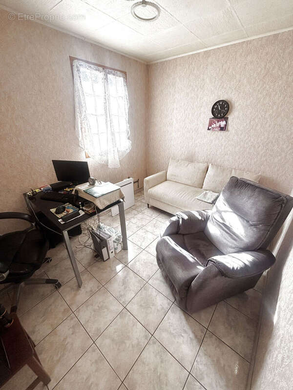 Photo 6 - Maison à LE DONJON