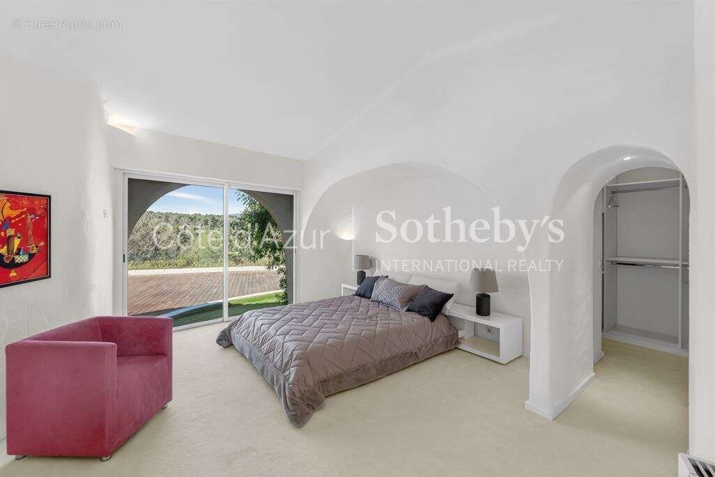 Maison à MOUANS-SARTOUX