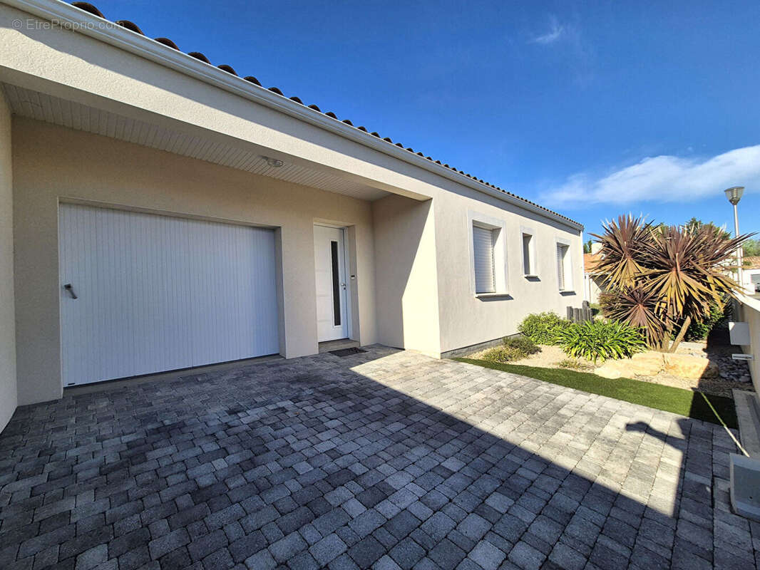 Maison à SAINT-HILAIRE-DE-RIEZ