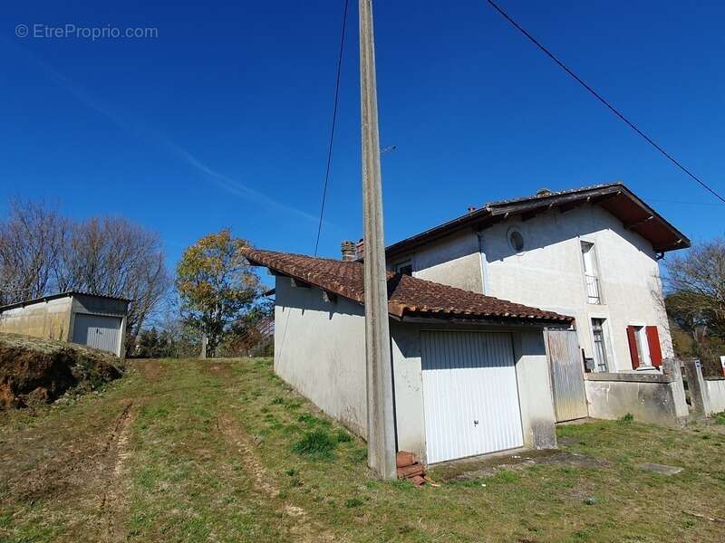 Maison à VILLENEUVE-DE-MARSAN