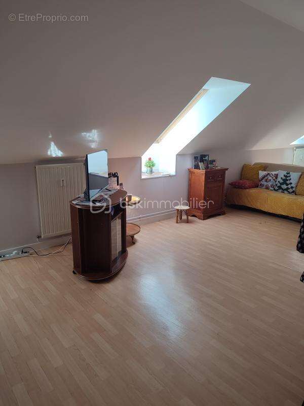 Appartement à VERRIERES-LE-BUISSON
