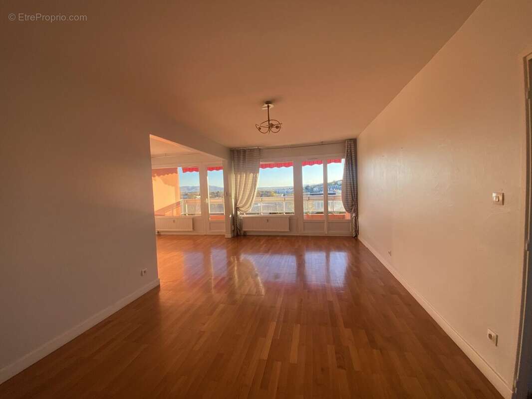 Appartement à VILLEFRANCHE-SUR-SAONE