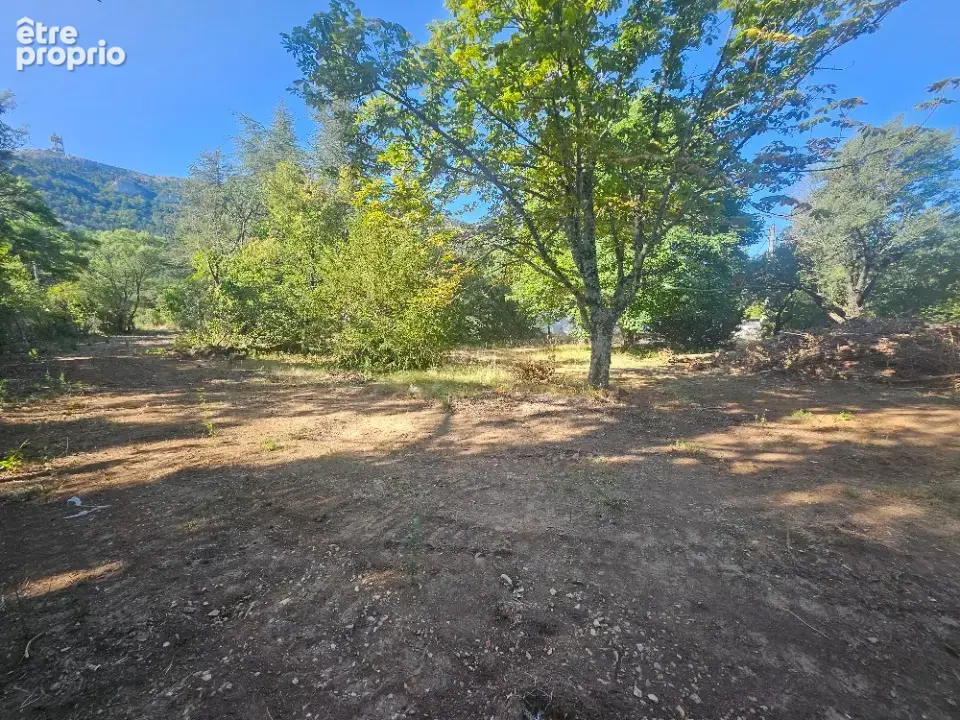 Terrain 167 m² à Plan-D'aups-Sainte-Baume  - photo 3