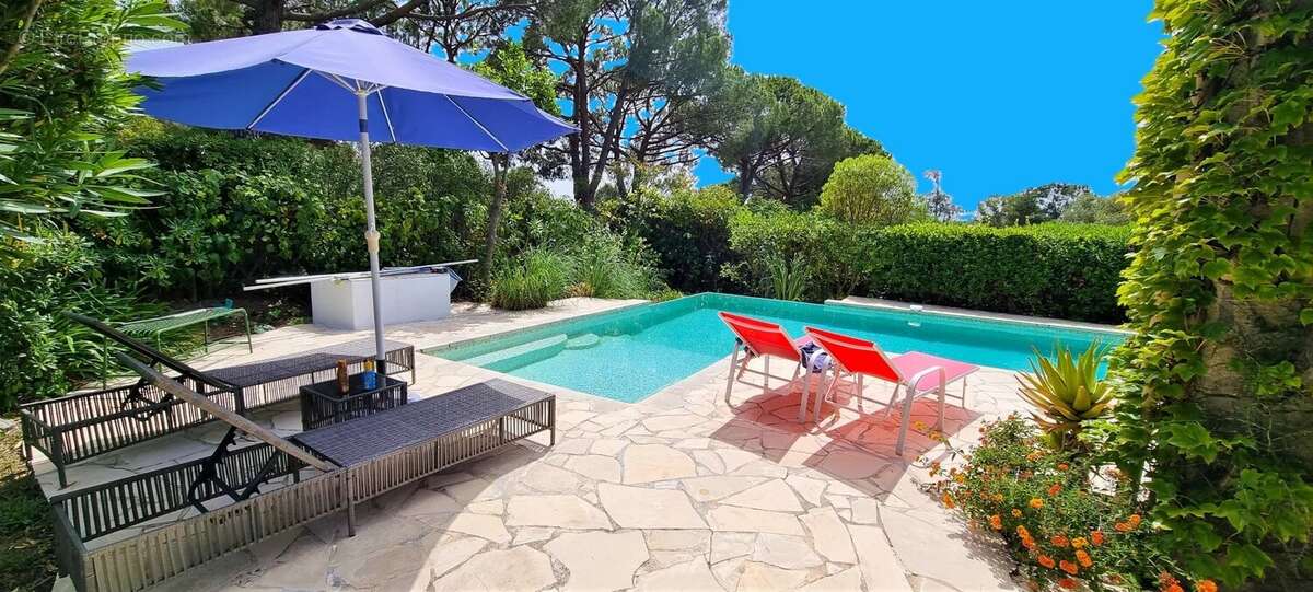 Maison à VILLENEUVE-LOUBET