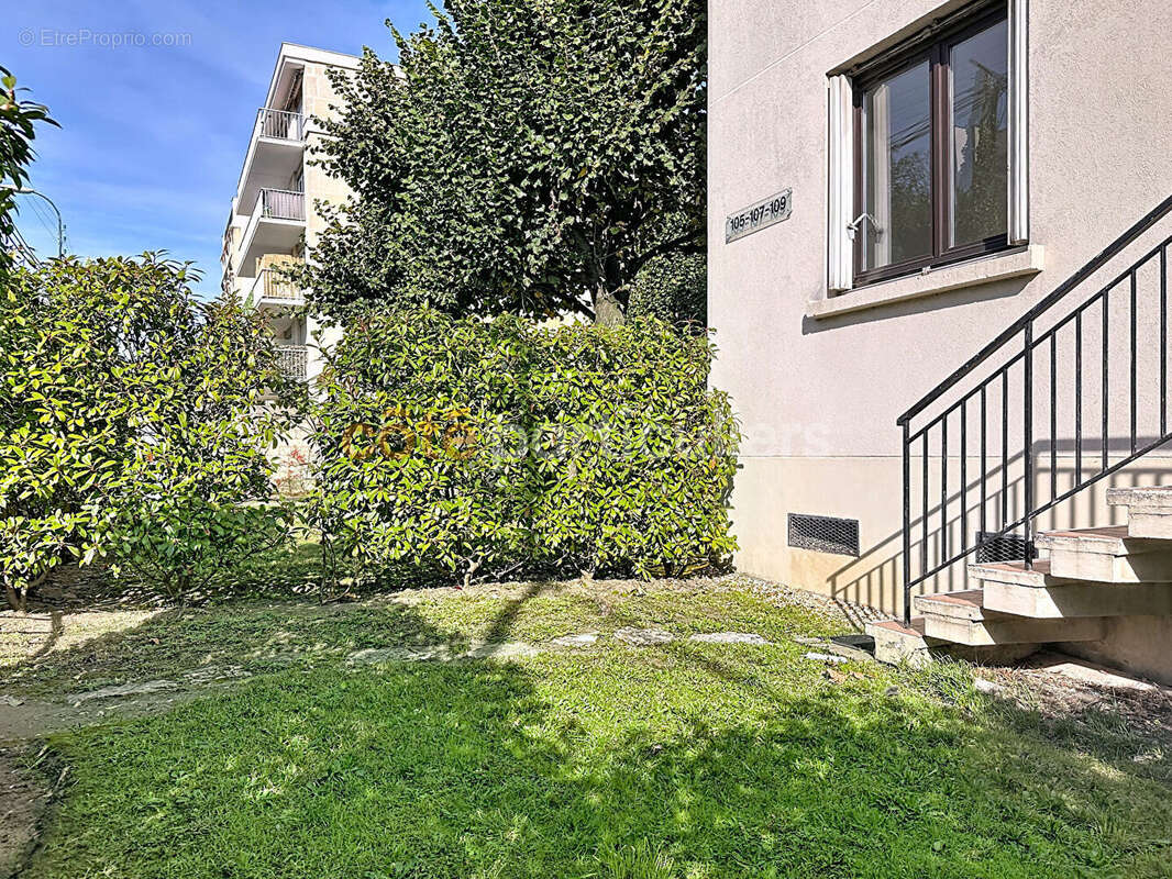 Appartement à SAINT-MAUR-DES-FOSSES