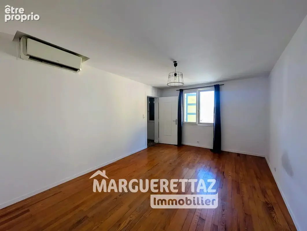 Maison de village mitoyenne - St Jeoire 115m² / garage / pas d'exterieur - photo 15