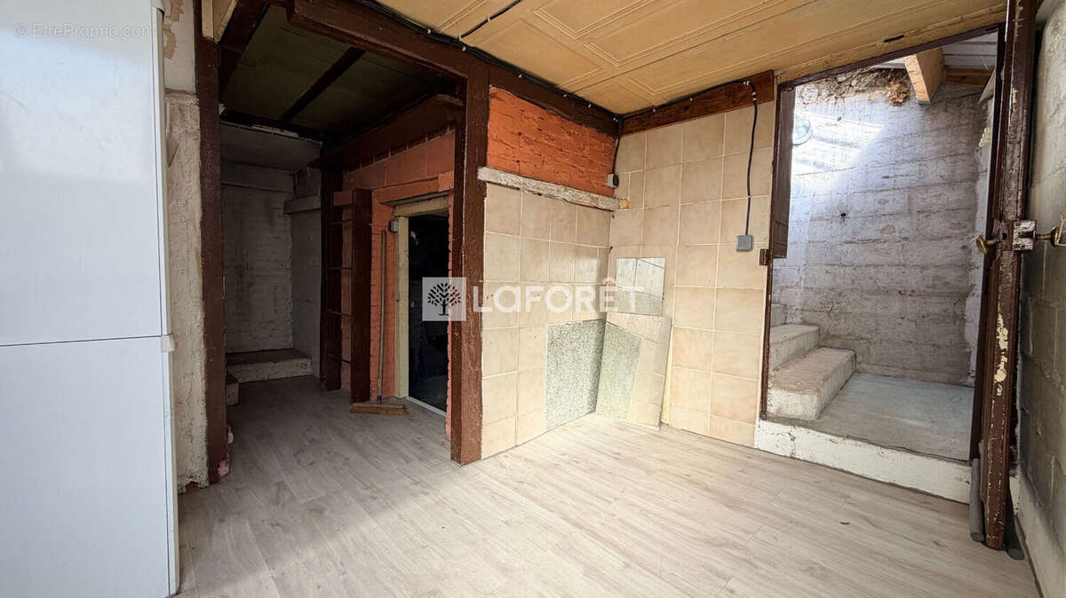 SAINTE-MENEHOULD - 94 m² - 3 chambres - photo 8