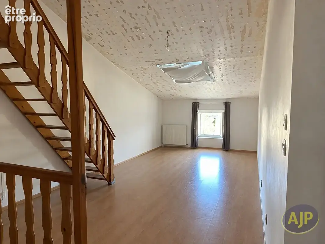 Maison Beaupreau En Mauges 5 pièce(s) 127 m2 - photo 6
