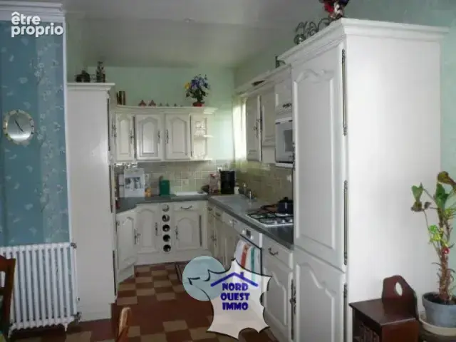 MAISON DE VILLE construite en pierres et recouverte ... - photo 2