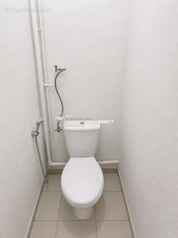 Studio - marx dormoy - 75018 - 13,56 m² - photo 3