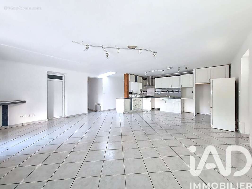 Photo 4 - Appartement à LA BROSSE-MONTCEAUX