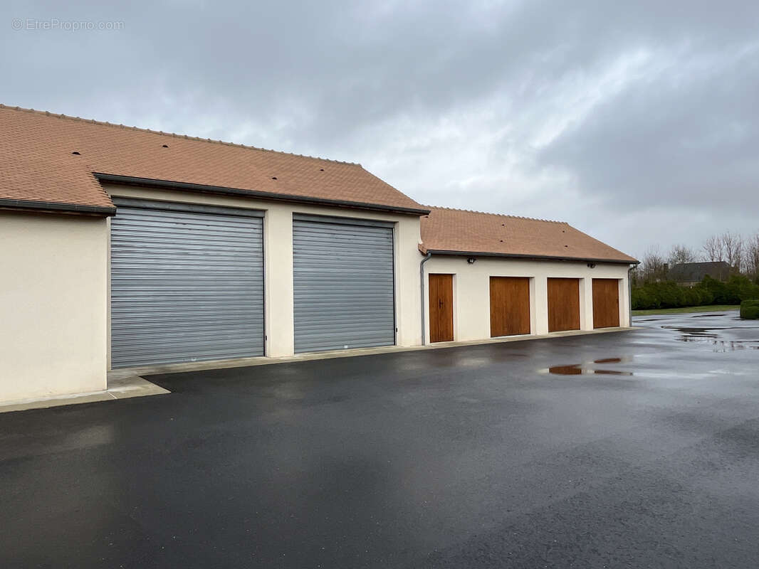 Maison à CONNERRE