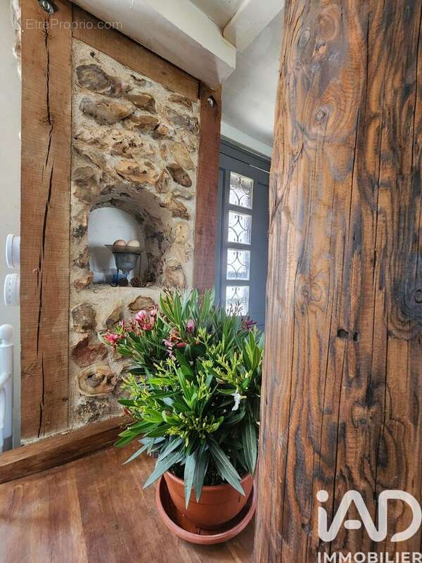 Maison 99 m² à Nogent-En-Othe  - photo 8
